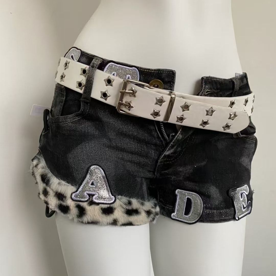 Street Fashion Jeans Women - Y2k Embroidered Patch Denim Shorts Woman