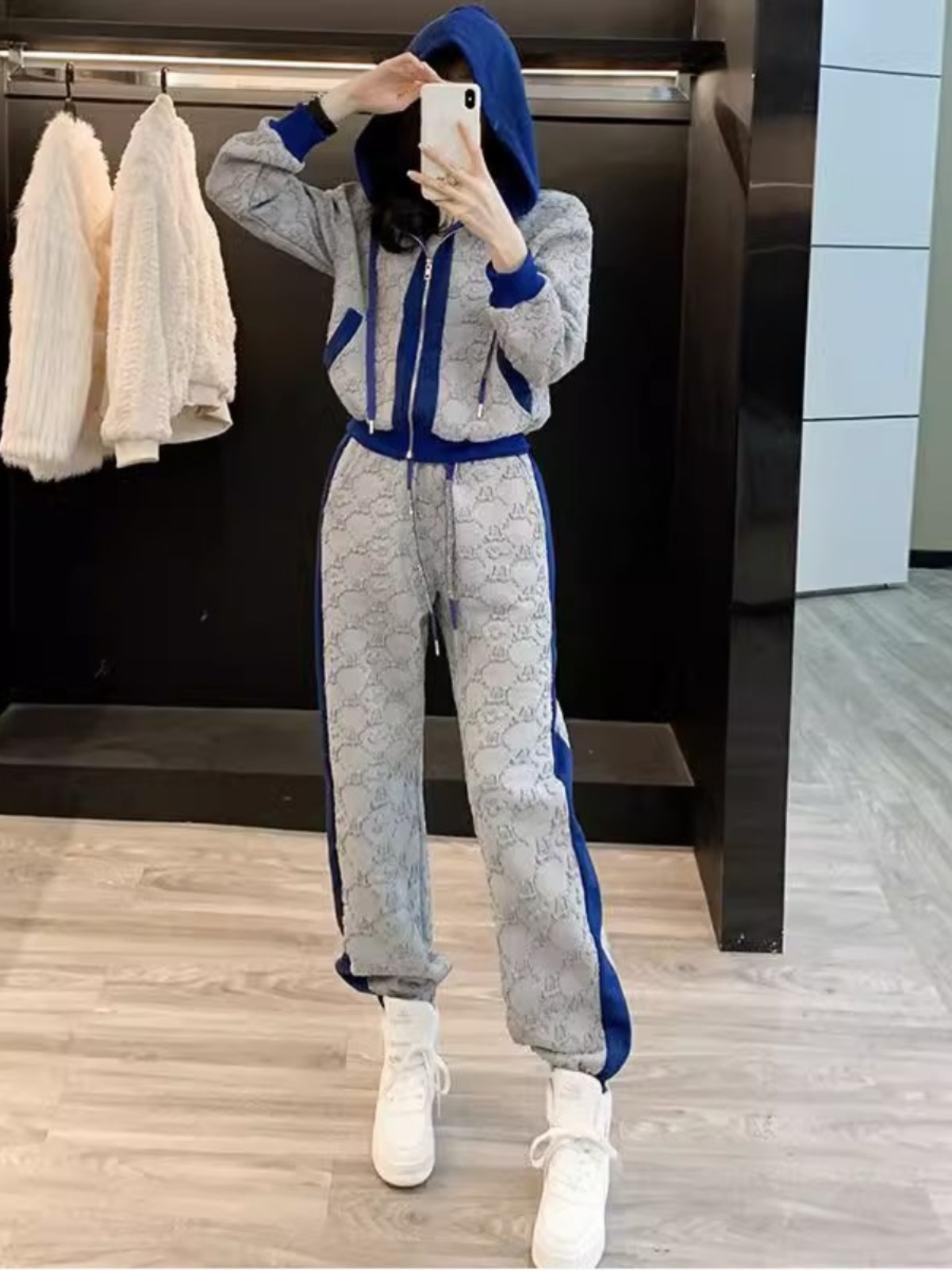Casual Sportswear Set for Wome - огляд і ціна Street Fashion Hoodie