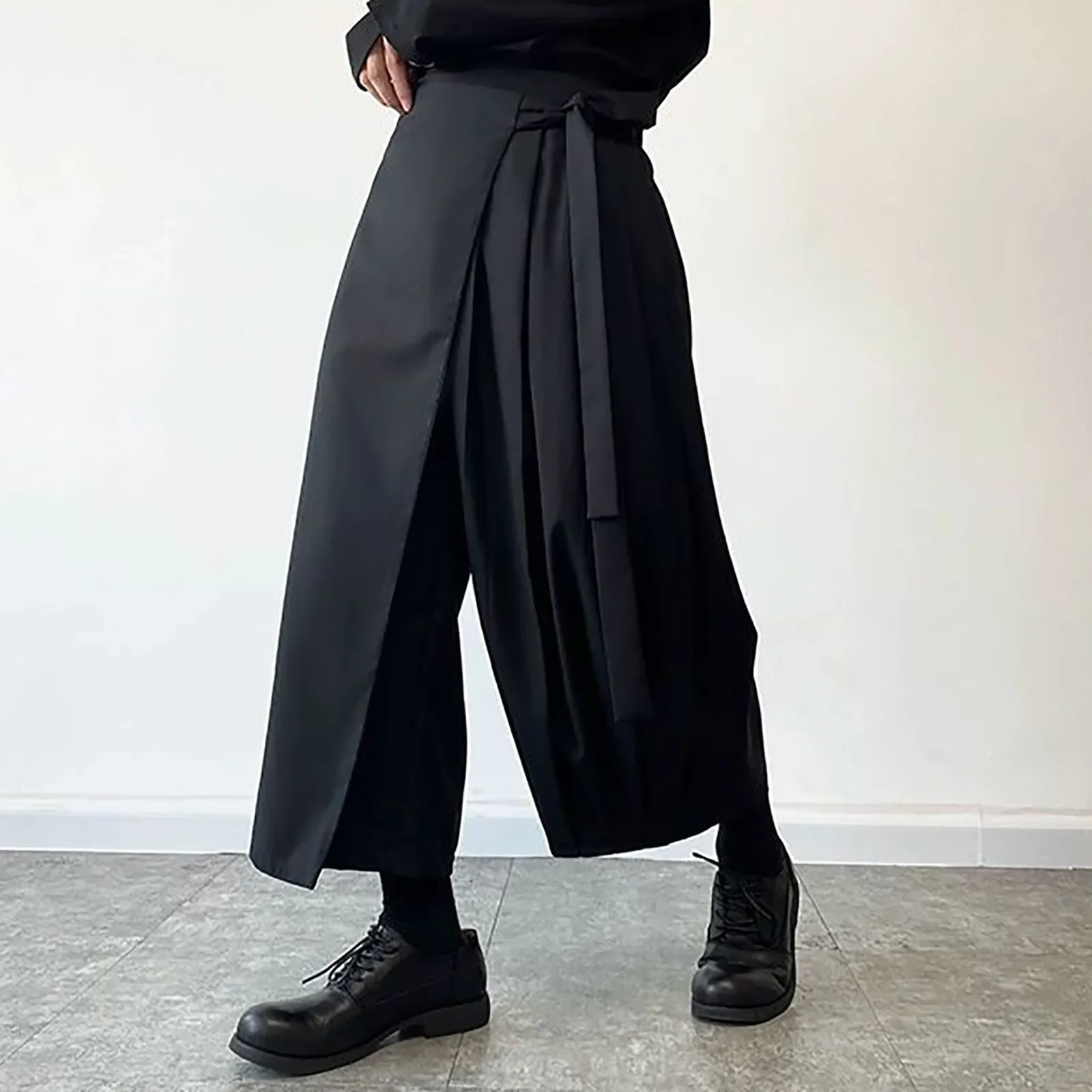 Retro Dark Style Men's Skirt P - огляд і ціна Street Fashion Style Male