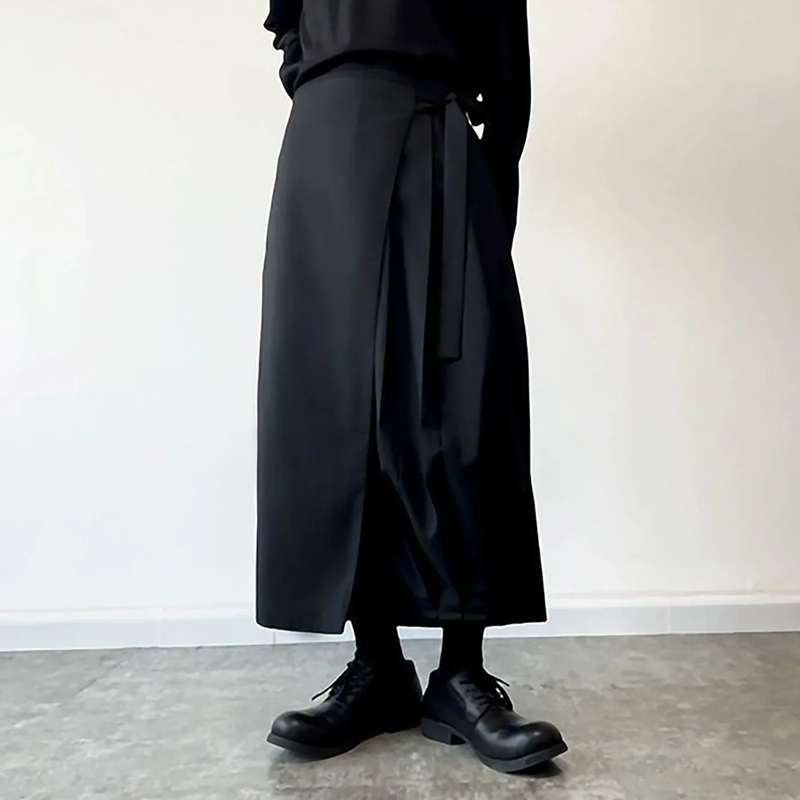 Retro Dark Style Men's Skirt P - огляд і ціна Street Fashion Style Male