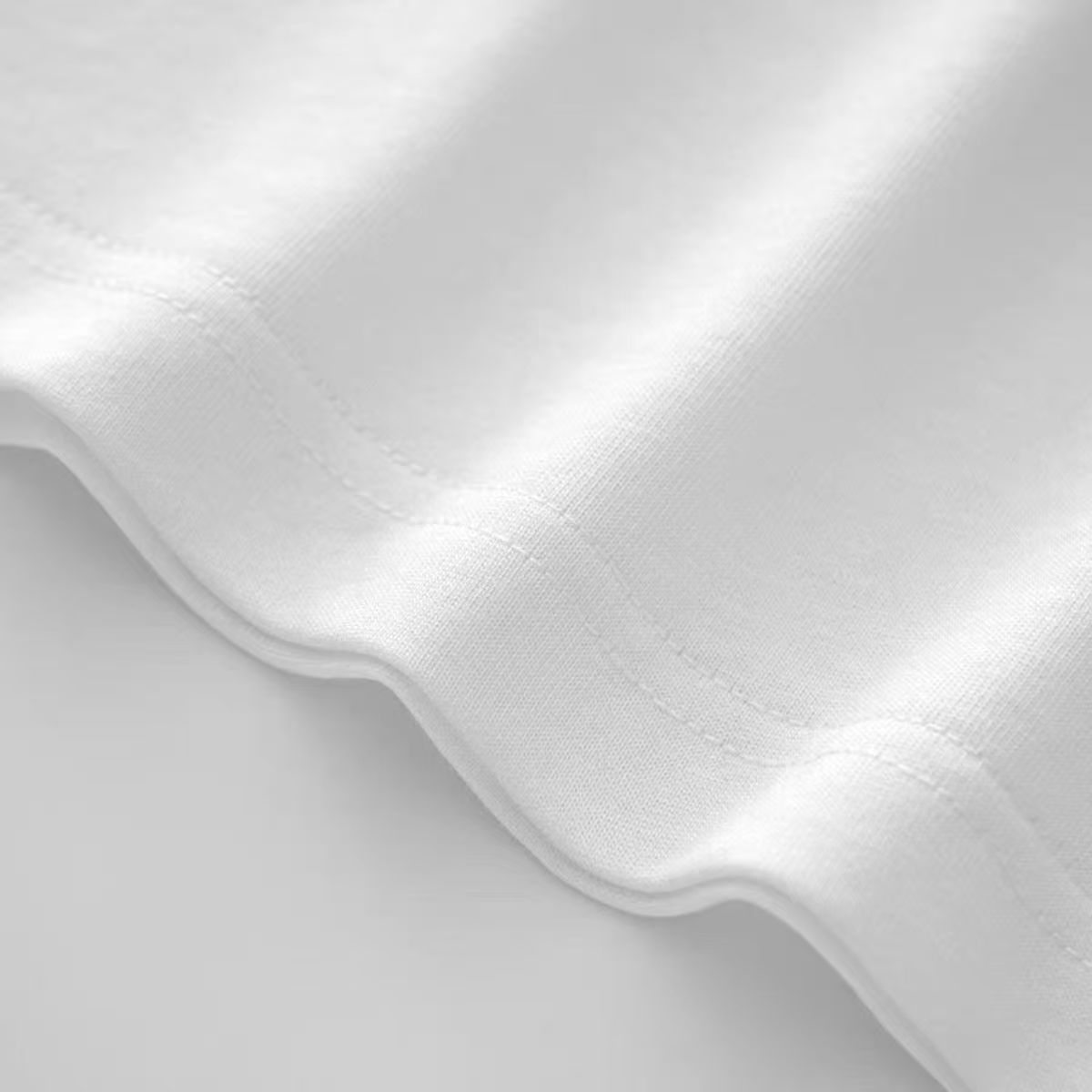 Novel printed T-shirt/