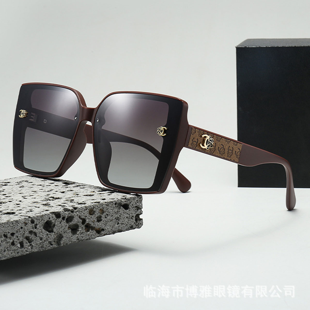 New Fashionable Sunglasses - S - огляд і ціна Street Fashion Definition